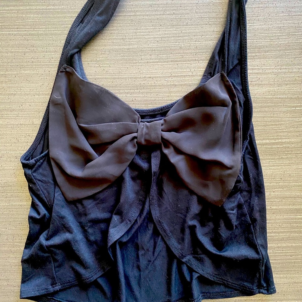 Pins and Needles Tank